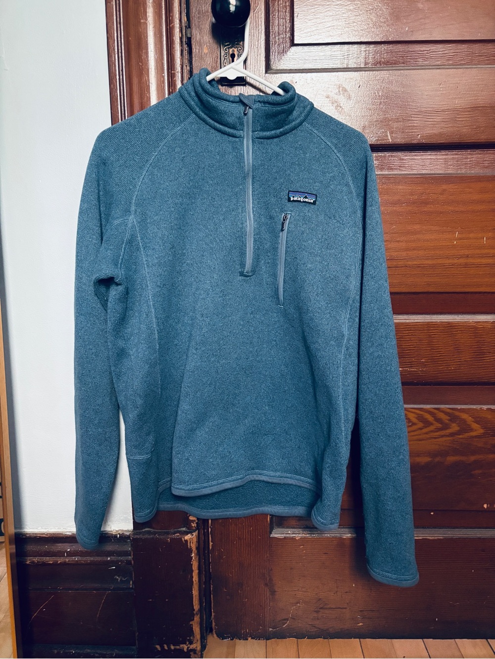 Patagonia Men’s Teal Quarter-Zip Fleece
